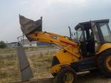 Экскаватор-погрузчик. Котлованы, ставки, траншеи - фото 1