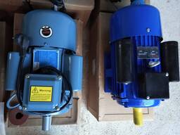 Электродвигатель однофазный 4 квт 3000 об/мин 220В мотор нов