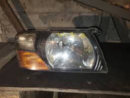 Фара правая Mitsubishi Pajero Wagon 3 1999-2003