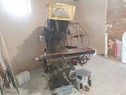 Фрезерный станок 6р12