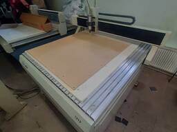 Фрезерний гравіровальний верстат з ЧПУ по дереву, алюмінію, ПВХ та ін.