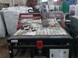 Фрезерний верстат з ЧПУ Vector 2515F фрези