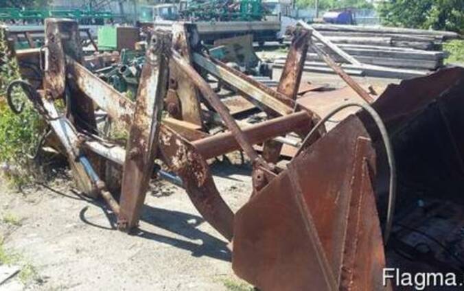 Фронтальный погрузчик Кун на трактор ДТ-75