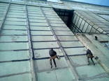 Герметизация меж панельных швов высотные работы - фото 1