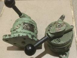 Гидрораспределитель крановый БГ71-31.