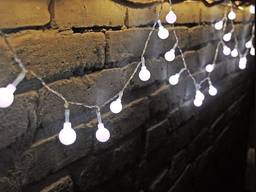 Гирлянда на солнечной батарее Шарики Белая 50 Led светильник