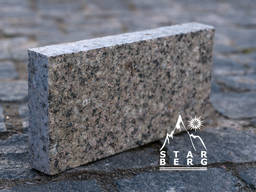 Брусчатка и тротуарная плитка из гранита