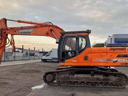 Гусеничный экскаватор Doosan DX 255 LC в Киеве
