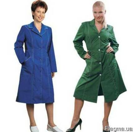 Халат рабочий бордовый. Женский халат сферы услуг. Халат рабочий красный мужской. Халат для воспитателя детского сада. Пошив халатов рабочих.