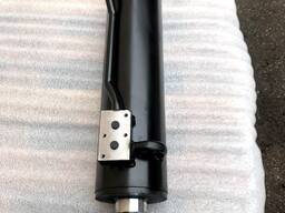 Гідроциліндр на телескопічний навантажувач Manitou MLT735 S/n 299906