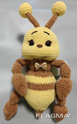 Іграшка в'язана комаха бджола бджілка плюшева ручна робота