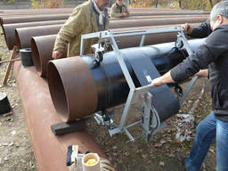 Изоляция труб механической машинкой для труб МИРУ