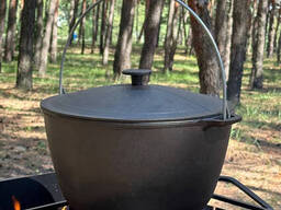Казан туристический КТ-12 чугунный с крышкой 12л