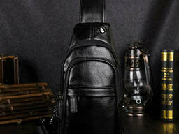 Классическая мужская сумка бананка на грудь барсетка на плечо кросс боди черная экокожа