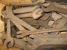 Ключ накидний дво рожковий 6-32.