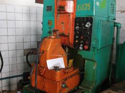 КН24. Зубодовбальний станок