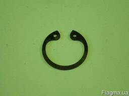 Кольцо стопорное пальца поршневого 240-1004022
