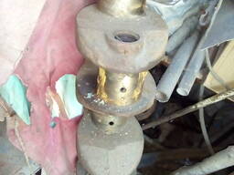 Колінвал двигуна Д108