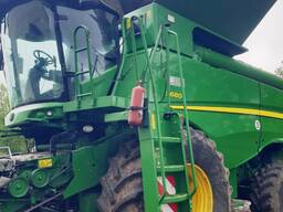 Комбайн зернозбиральний John Deere S680i американець