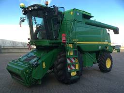 Комбайн John Deere w650i
