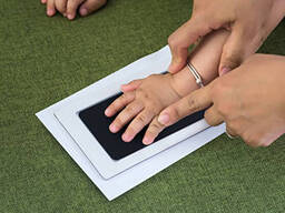 Комплект для отпечатков детских ручек и ножек ББ 5185 черный