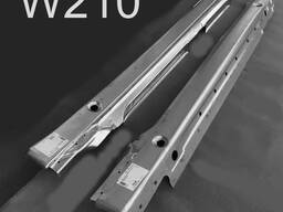 Комплект порогов W210