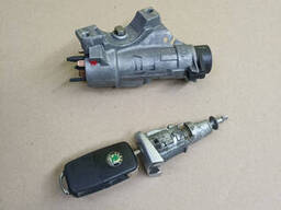 Комплект замков: зажигание и личинка дверцы Шаль Фабия -2, Румстер