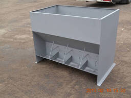 Кормушка для свиней, IV-секционная двухстороняя (30-60 голов)