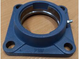 Корпус підшипника F207 FKL, 89835682 New Holland