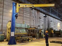 Кран консольно-поворотный настенный