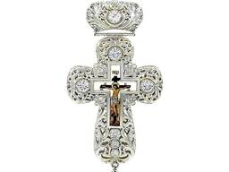 Крест с украшениями наперсный латунный в серебрении 2.10.0251л-2^1л