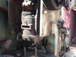 Кривошипный пресс 100 тонн, рабочий, продажа | Преси для обробки металу