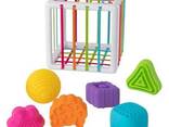 Куб-сортер со стенками-шнурочками Fat Brain Toys InnyBin (F251ML) - фото 3