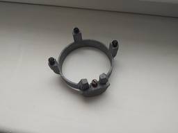Куплю крепёжные кольца для приборов d 60 мм. , и 80 мм