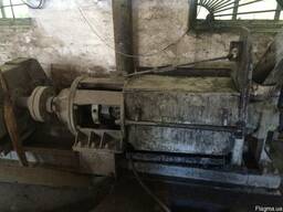 Куплю маслопрес очень дорого и маслобойки