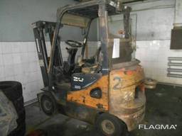 Куплю Погрузчики фронтальные и вилочные львовские Komatsu Toyota Mitsubishi Балканкар