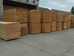 Купуємо дошку та брус сухостій та листва