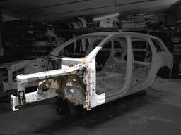 Кузов отрезная часть чашка амортизаторной стойки лонжерон и стойка А (четверть передняя...