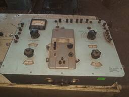 Лабораторний апарат АИТ для перевірки вимірювальних трансформаторів.