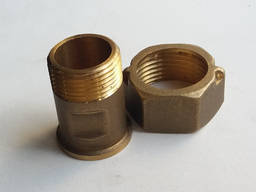 Латунный резьбовой штуцер с накидной гайкой