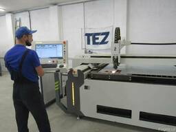 Лазерне різання металевого листа (металу)