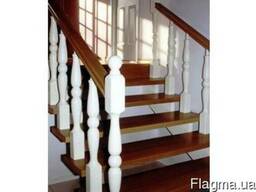 Лестницы деревянные.