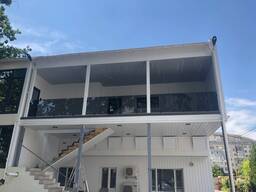 Лестницы, перила , ограждения , стеклянные ограждения . Перила с стеклом . Перила Нерж