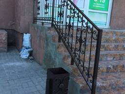 Лестницы, перила, пандус, крыльцо