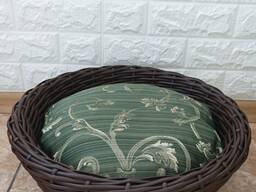 Лежанка для котів