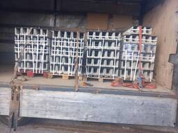 Лоток бетонний ЛВ 50.62.41 з чавунною решіткою купити ціна