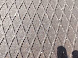 Лист сталевий рифлений 4 мм (ромб)