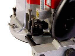 Машина фрезерна MPT Profi 1800 Вт 23000 об/хв цанга 6-12 мм хід фрези 65 мм. ..