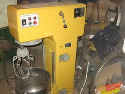 Машина кремовзбивальная МВУ-60