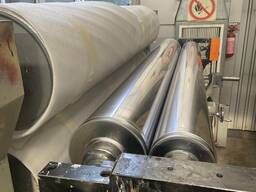 Машина для нанесення фарбування підтримана